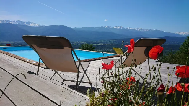 BookNoFees: aluguel charmoso para 2 pessoas com piscina na Saboia – St Pierre D'albigny