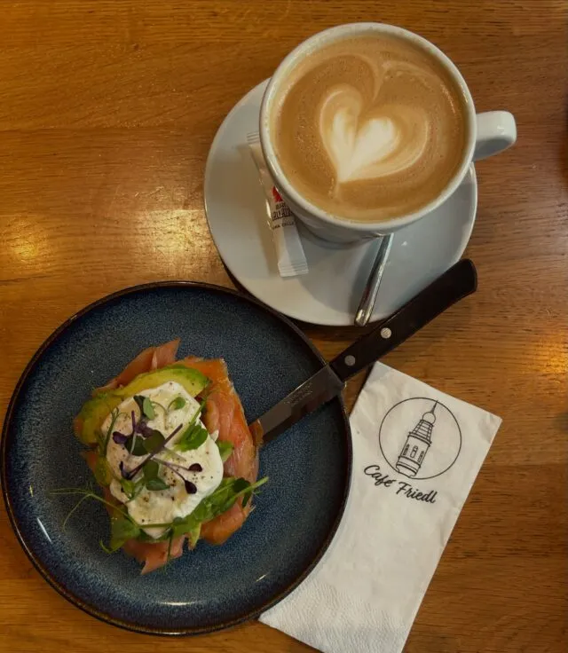 BookNoFees: Café – Café Friedl – Vienna – Café Friedl, foto 2