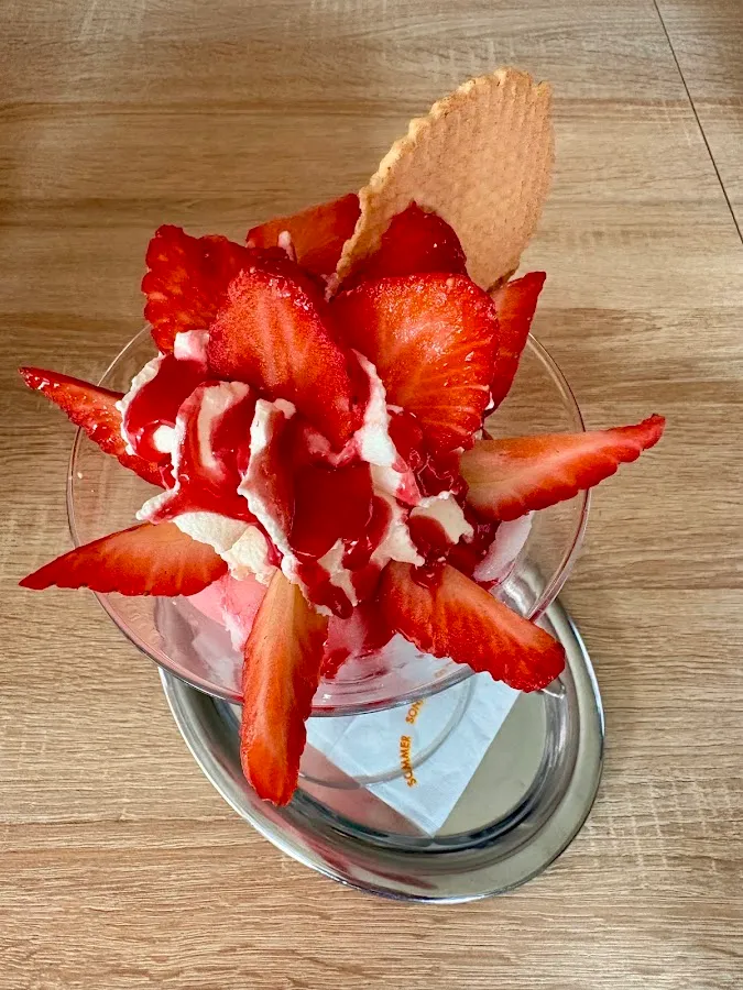 BookNoFees: Restaurante – Eis Café Cortina – Sprockhövel – Eis Café Cortina, foto 1