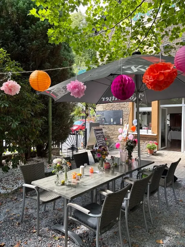 BookNoFees: Wengener Hof Restaurant, Wetter (Ruhr)