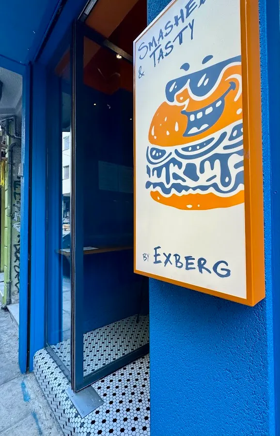BookNoFees: Restaurante – Exberg Burger – Athens – Hambúrguer Exberg, foto 1