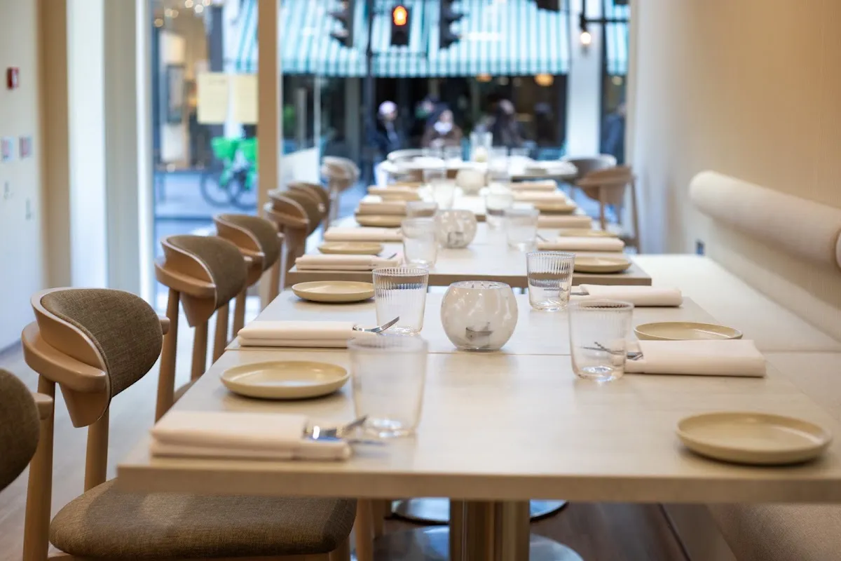 BookNoFees: Restaurante – Botwa restaurant Notting Hill – London – Restaurante Botwa, em Notting Hill, foto 1