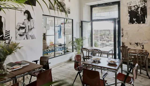 BookNoFees: Restaurante – Między Nami – Warsaw – Entre Nós, foto 2