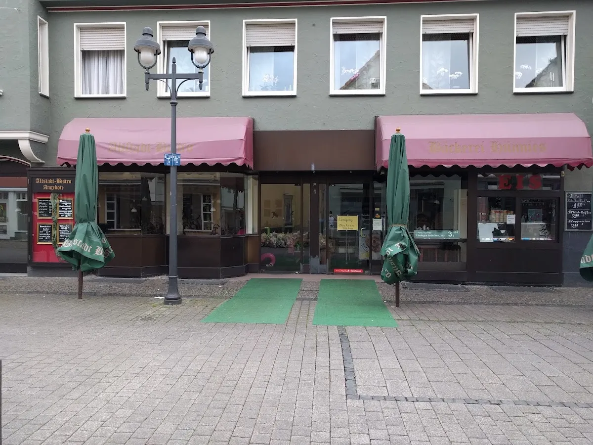 BookNoFees: Restaurante – Bäckerei & Altstadt-Bistro Hünnies – Werl – Padaria e Bistrô do Centro Histórico Hünnies, foto 1